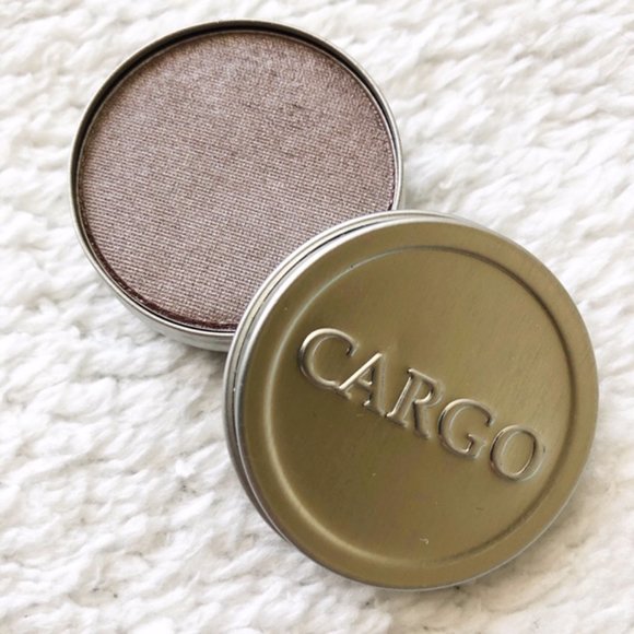 Sephora Other - Yukon Eyeshadow Tin